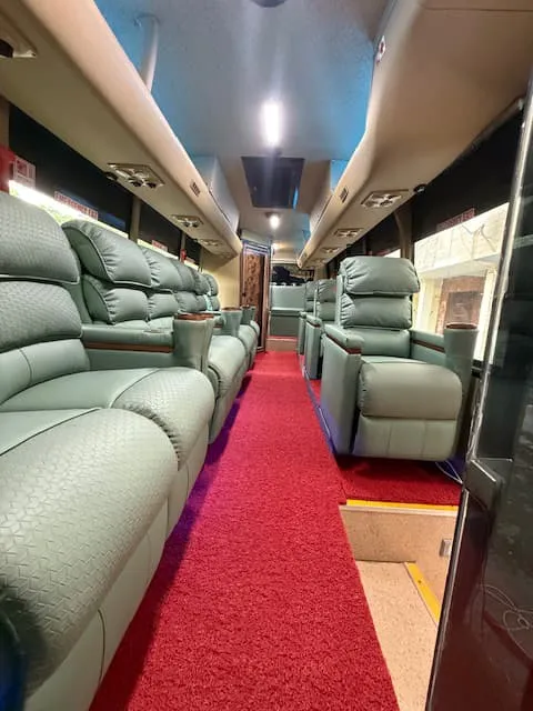Luxury 12 Seater Caravan