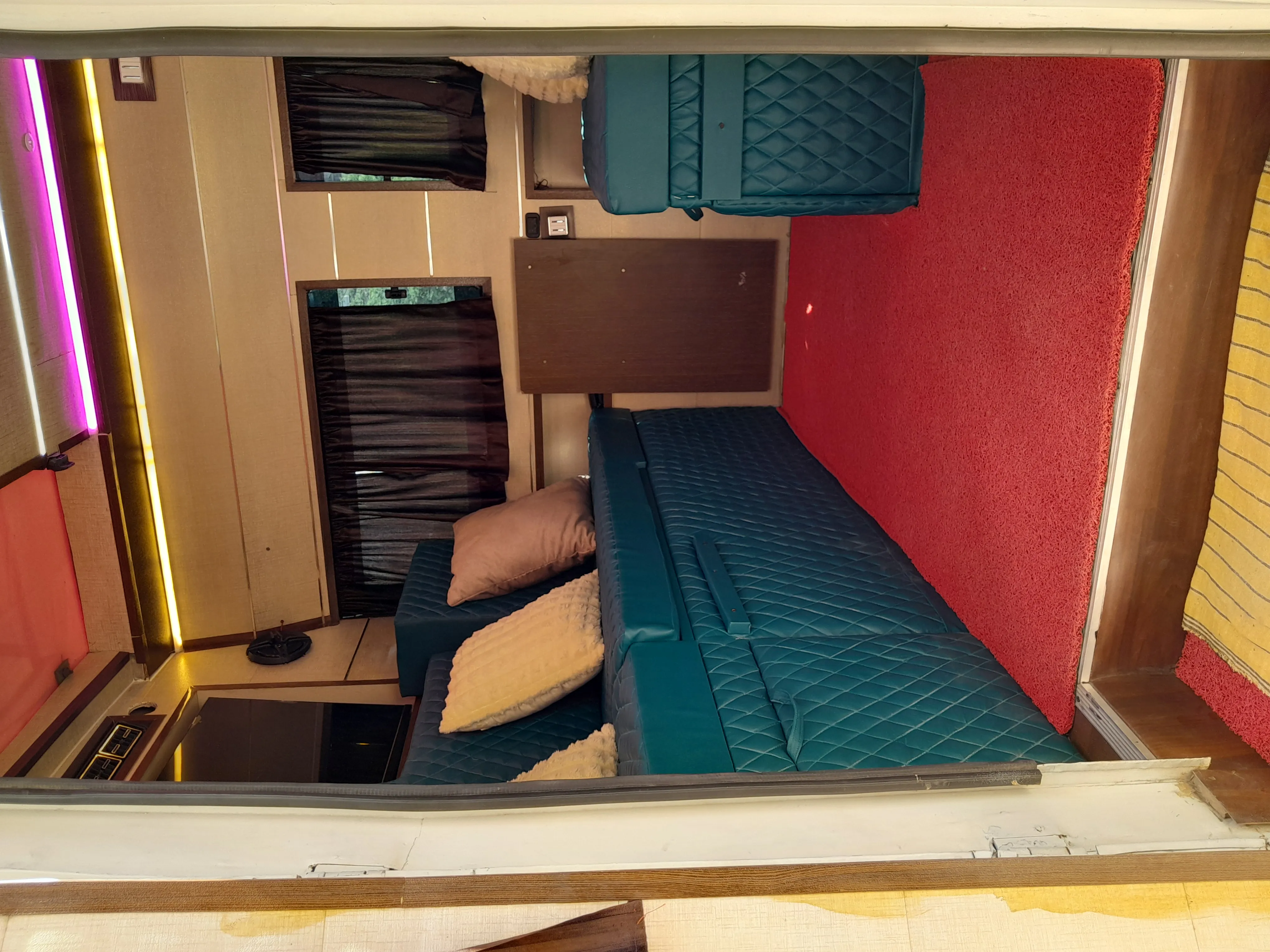 Caravan on Rent Delhi
