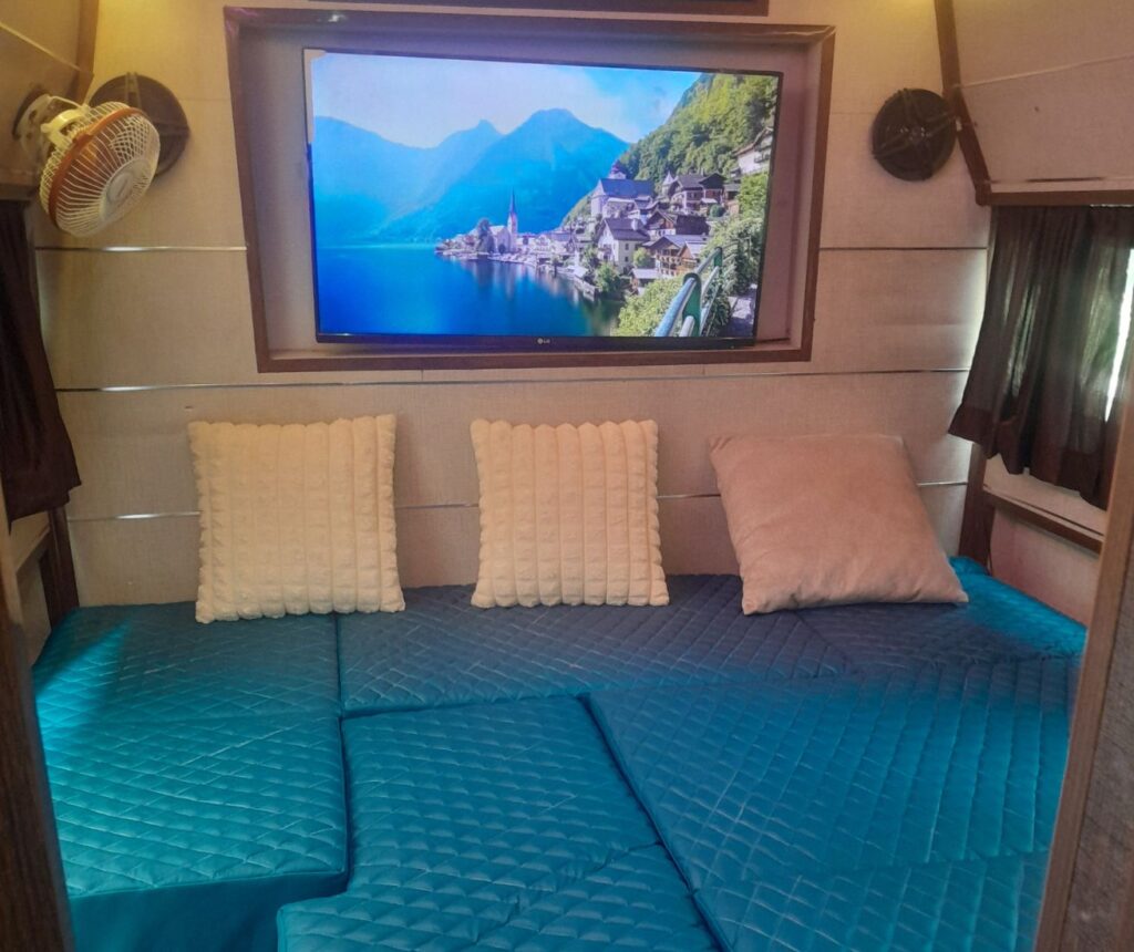 caravan in delhi rental